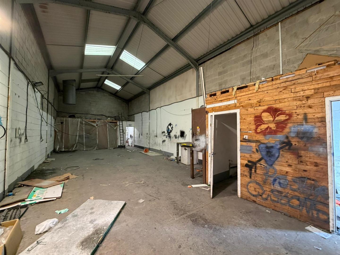 Unit 38, Phoenix Industrial Estate, Cheetham Street, Failsworth, photo 2